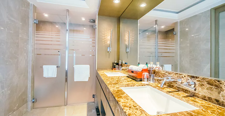 American Standard Bathroom Makeover in Moscow